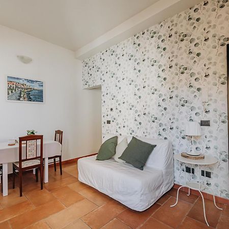 Green Leaves Apartment Syracuse ภายนอก รูปภาพ