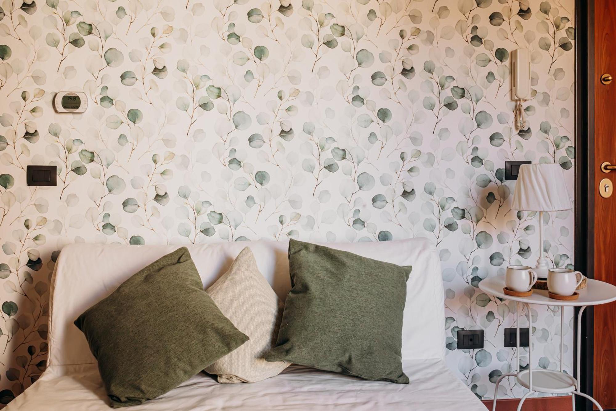 Green Leaves Apartment Syracuse ภายนอก รูปภาพ