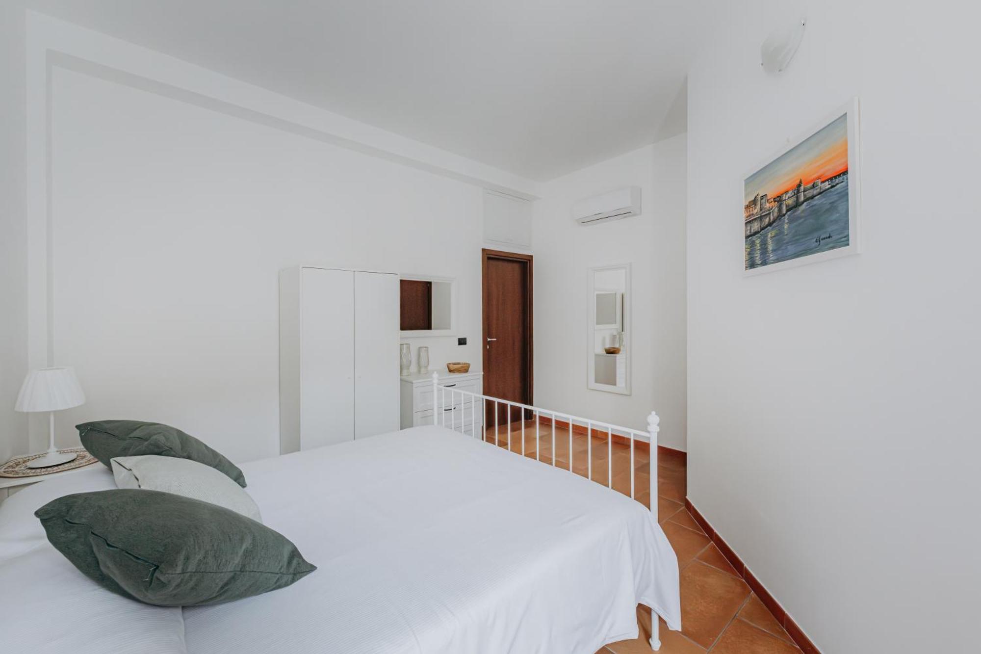 Green Leaves Apartment Syracuse ภายนอก รูปภาพ